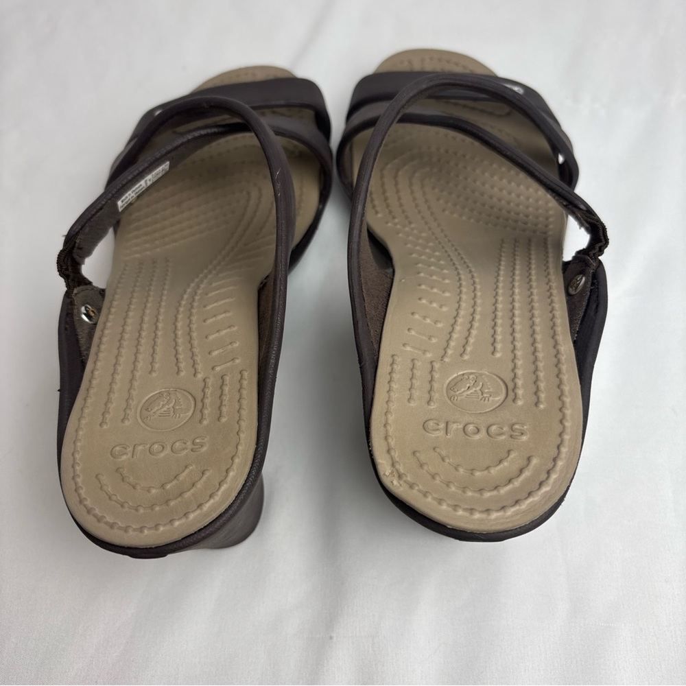 Crocs Sandals Heels Womens 8 Cyprus IV Brown Chunky Slide Slip-On Shoes Comfort - Picture 4 of 11